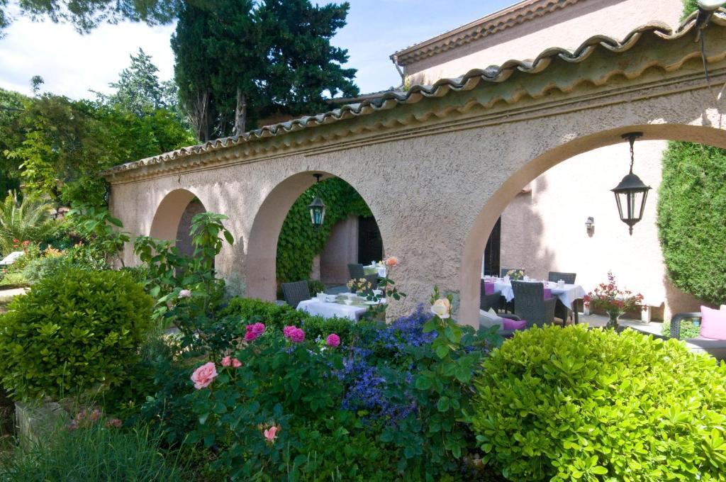 Le Mas Du Chanoine Saint-Paul-de-Vence Exterior foto