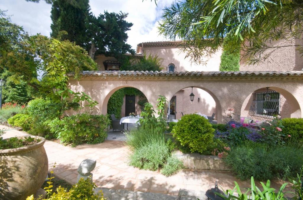 Le Mas Du Chanoine Saint-Paul-de-Vence Exterior foto